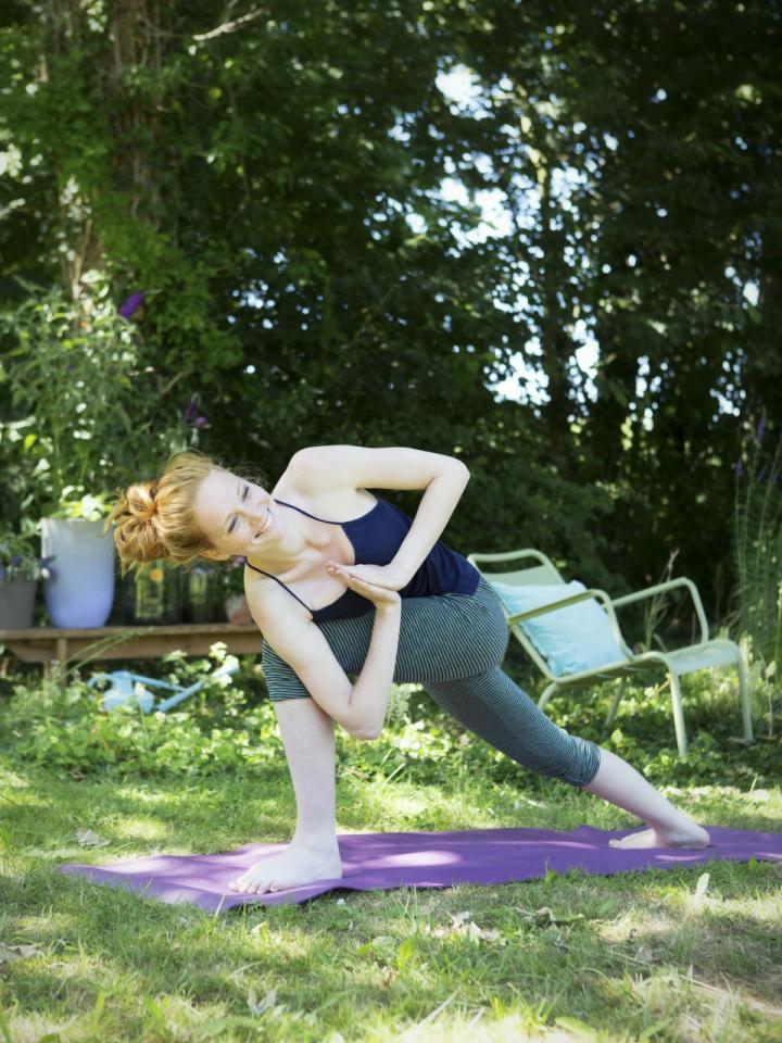 Yoga im Sommergarten - Tollwasblumenmachen.de