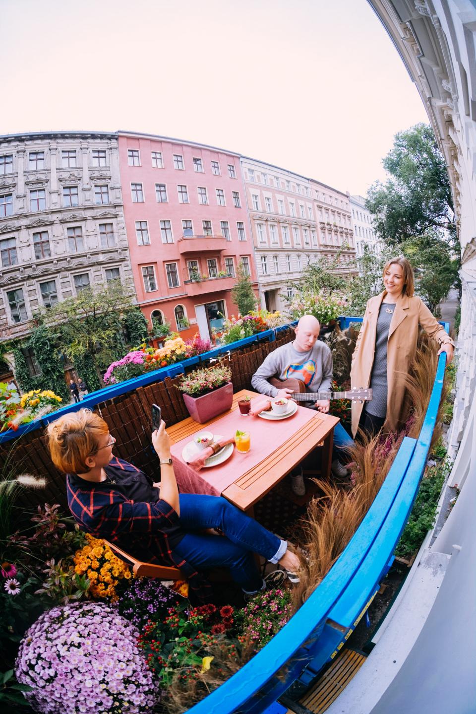 Mobiler Balkon bei Newniq in Berlin – Pflanzenfreude.de