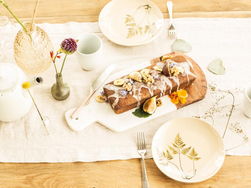 Dekorierter Herbstkuchen - Pflanzenfreude.de